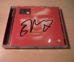 Ed Sheeran album + autografato