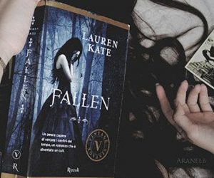 foto fan libro fallen